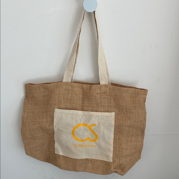 Woven Straw Tote Bag - Picture 1 of 4